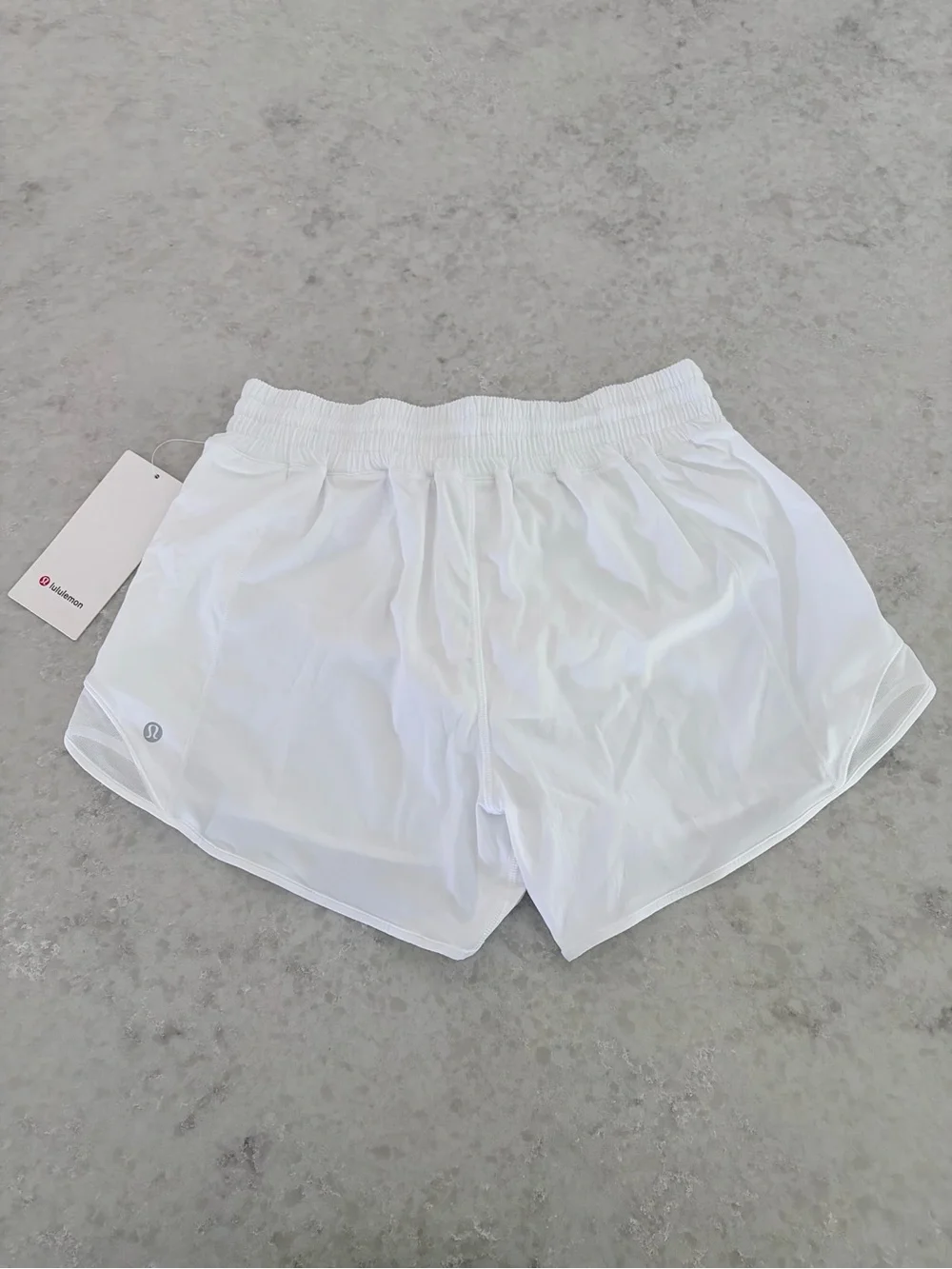 Lululemon Hawaii Hibiscus Flower Hotty Hot Shorts - White / Size 8 NWT Rare